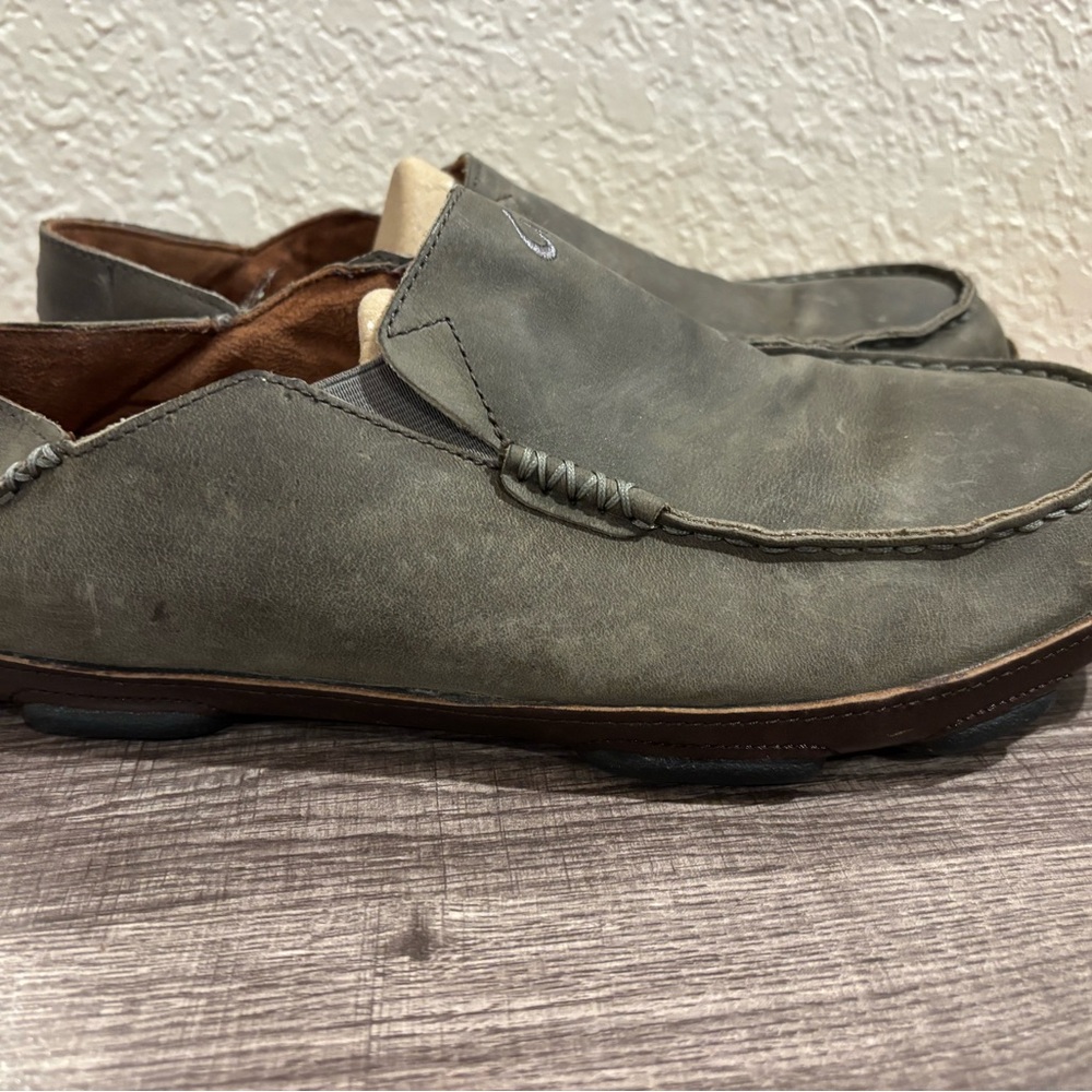 OluKai Gray Leather Loafers